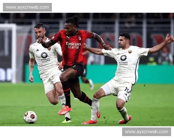 从青训到关键先生：39岁吉鲁绝杀助里尔晋级欧联附加赛